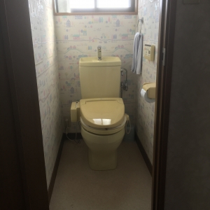 工事前トイレ.JPG