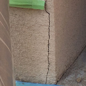 ひび割れ 1